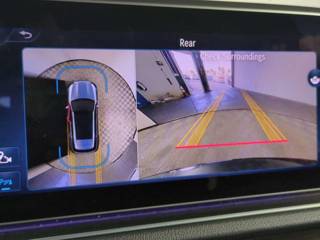 Used 2024 Mercedes-Benz GLE 350 4MATIC w/ 3rd Row Seat Package image 26