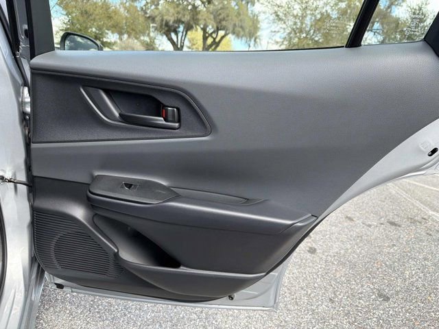 Used 2025 Toyota Prius LE image 18