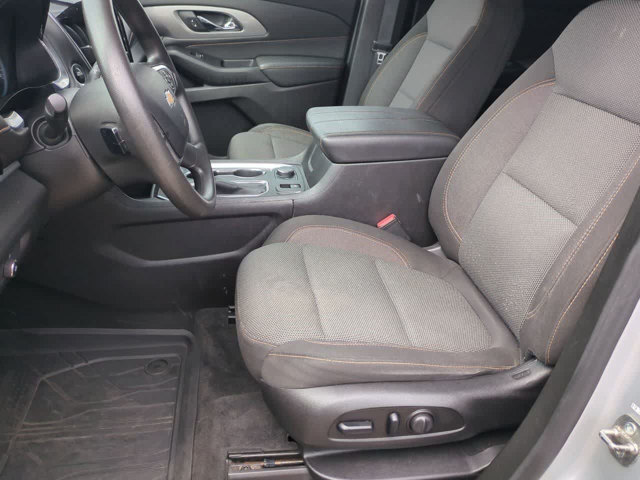 Used 2019 Chevrolet Traverse LS FWD image 15