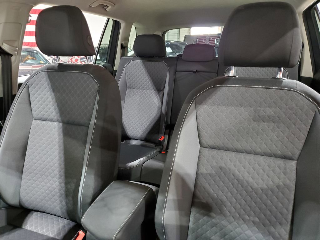 Used 2021 Volkswagen Tiguan S image 36