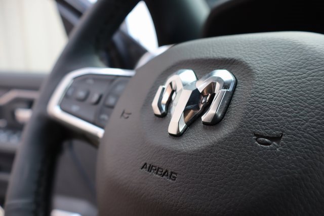 Used 2025 RAM 2500 Laramie image 32