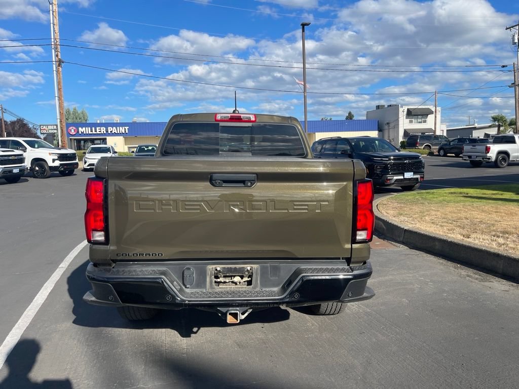 Used 2024 Chevrolet Colorado Z71 w/ Z71 Convenience Package 2 AWD/4WD image 4