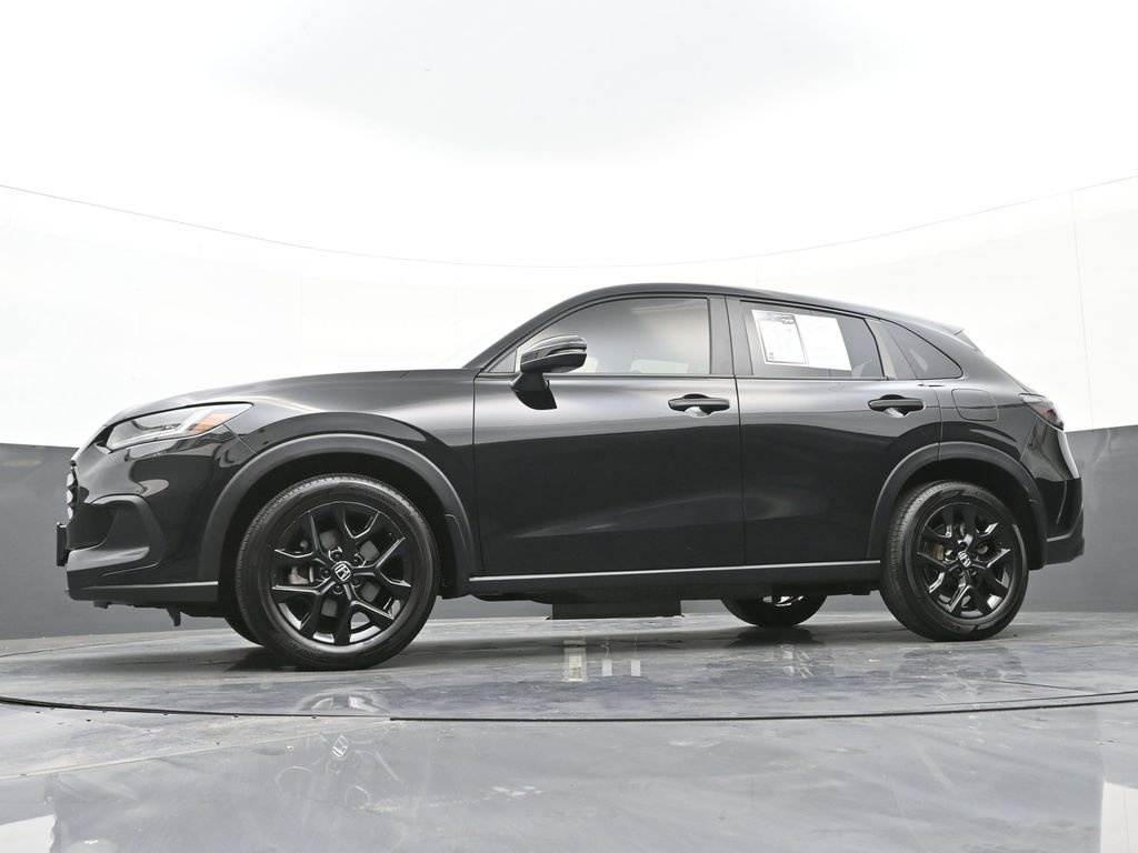 Used 2025 Honda HR-V Sport image 37