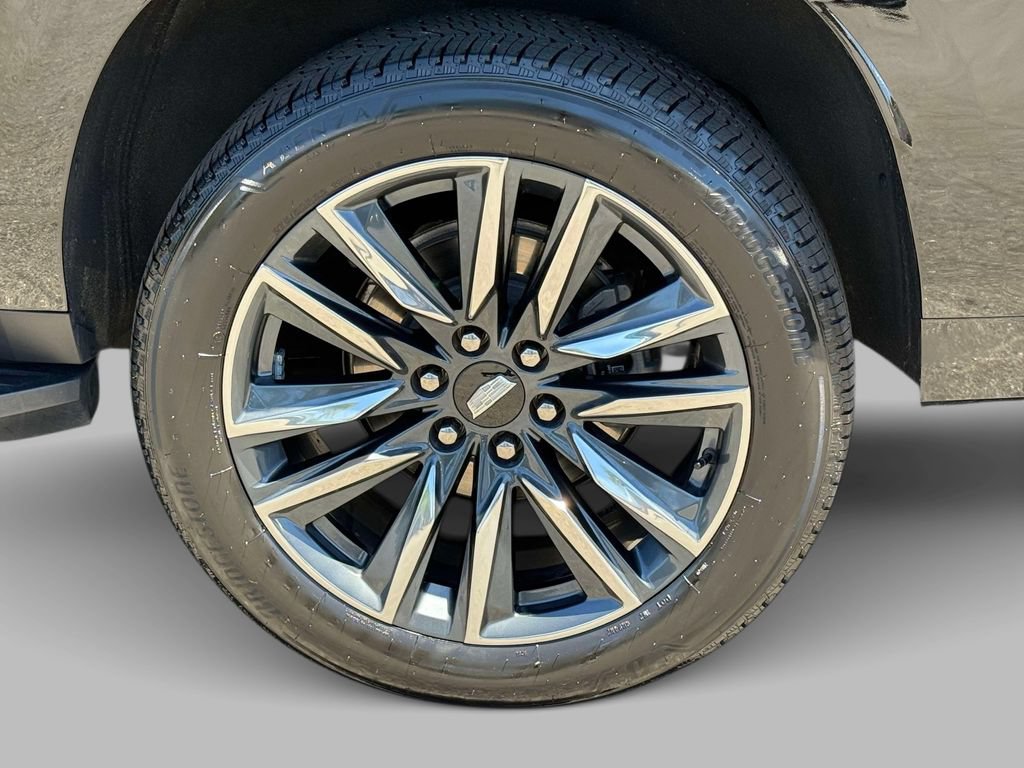 Used 2024 Cadillac Escalade ESV Sport AWD/4WD image 13