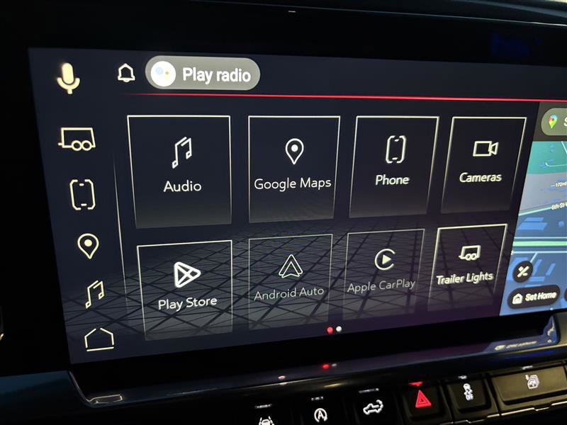 Used 2025 GMC Sierra 1500 SLT AWD/4WD image 13