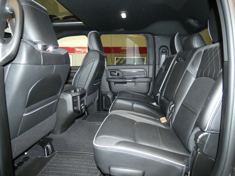 Used 2025 RAM 3500 Limited image 33