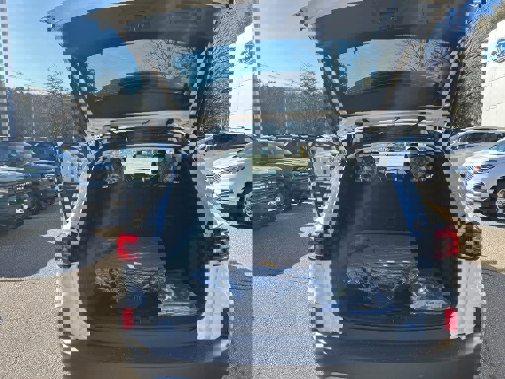 New 2025 Ford Escape SE image 18