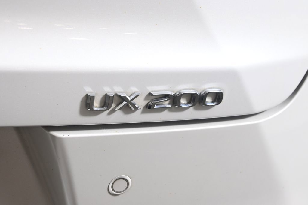 Used 2019 Lexus UX 200 w/ Premium Package FWD image 36