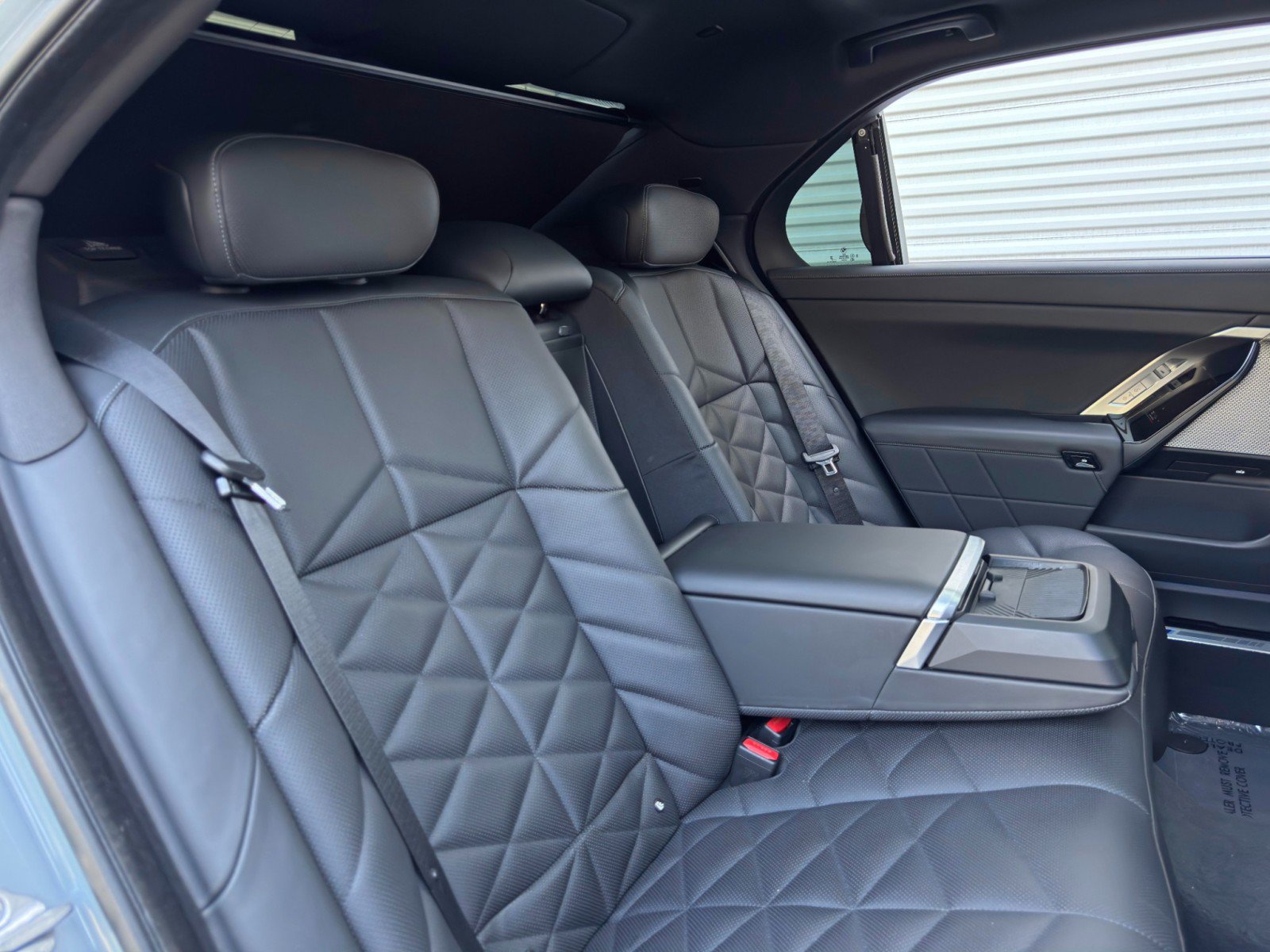 Used 2023 BMW 740i RWD image 44