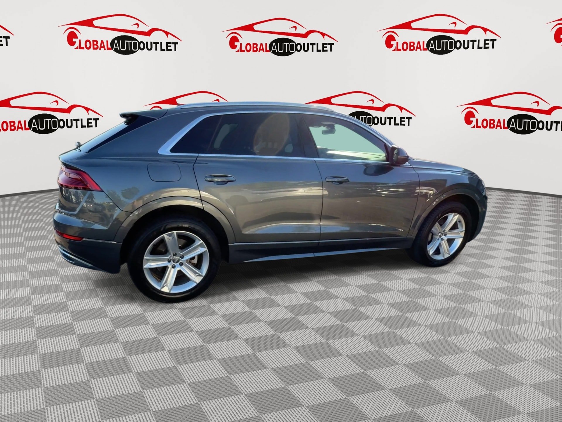 Used 2019 Audi Q8 Premium w/ Convenience Package AWD/4WD image 8