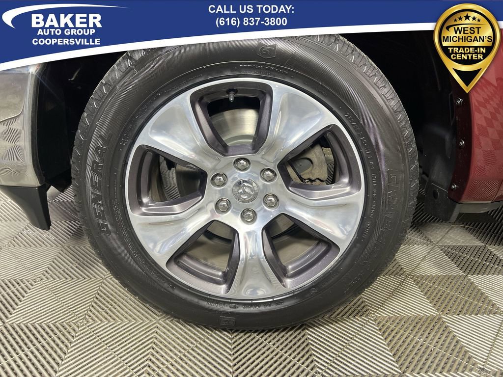 Used 2019 RAM 1500 Laramie image 31