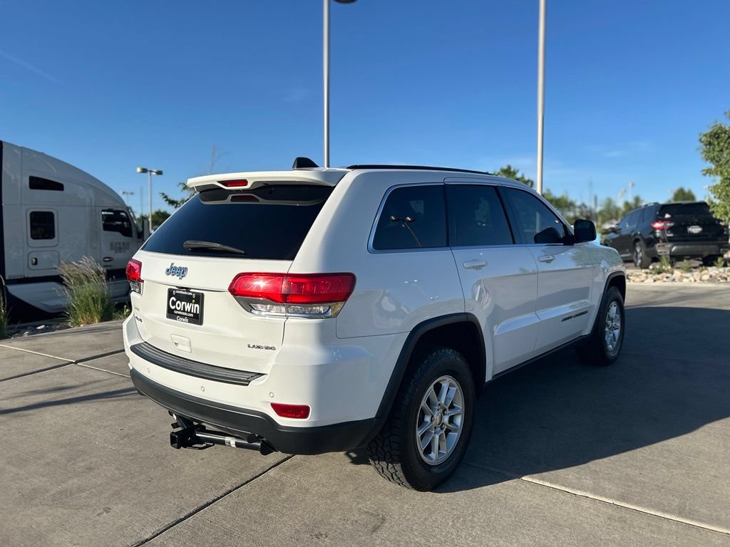 Used 2019 Jeep Grand Cherokee Laredo AWD/4WD image 7