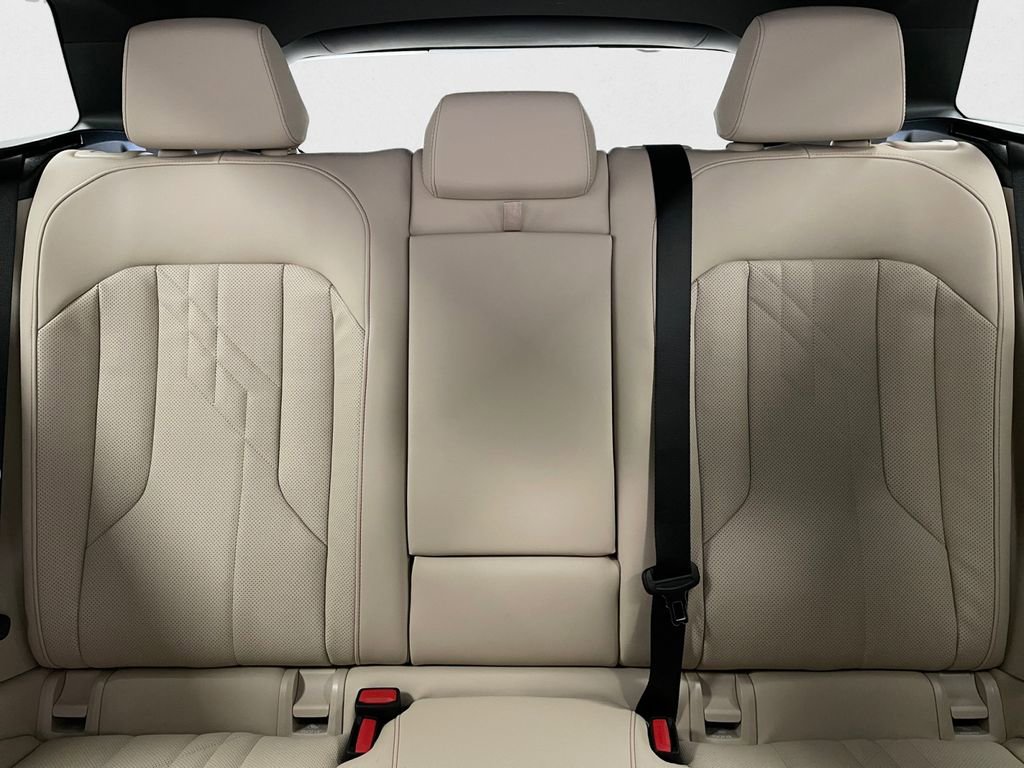 New 2026 BMW X3 xDrive30 w/ Premium Package image 11