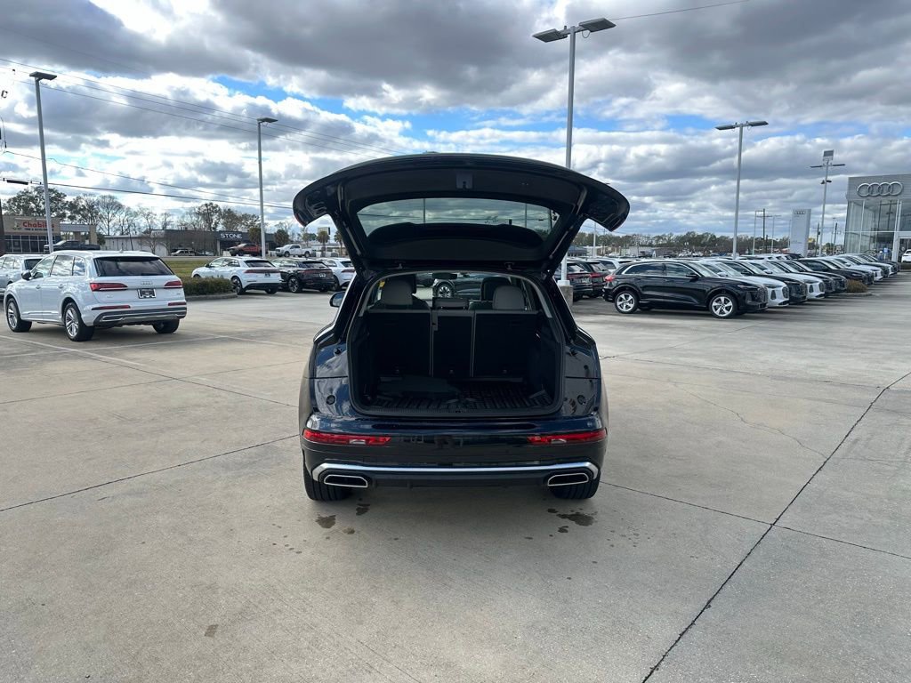 Used 2025 Audi Q5 2.0T Premium Plus w/ Premium Plus Package AWD/4WD image 24
