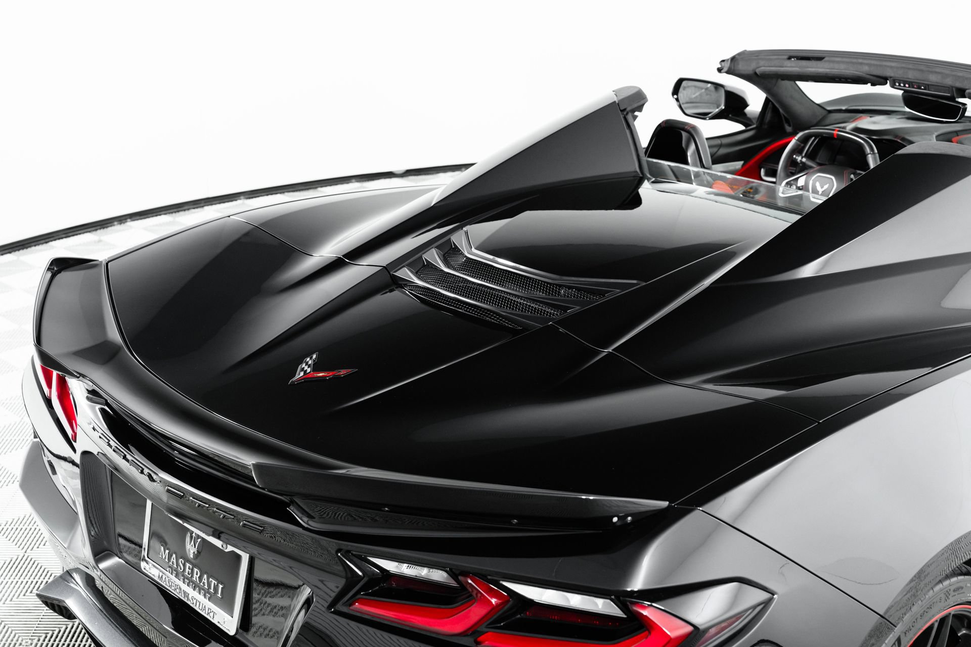Used 2024 Chevrolet Corvette Z06 RWD image 75
