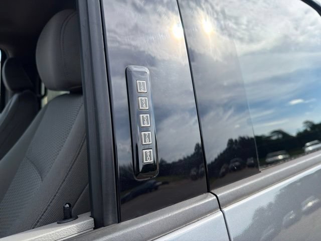 Used 2021 Ford F250 XLT w/ XLT Premium Package AWD/4WD image 10