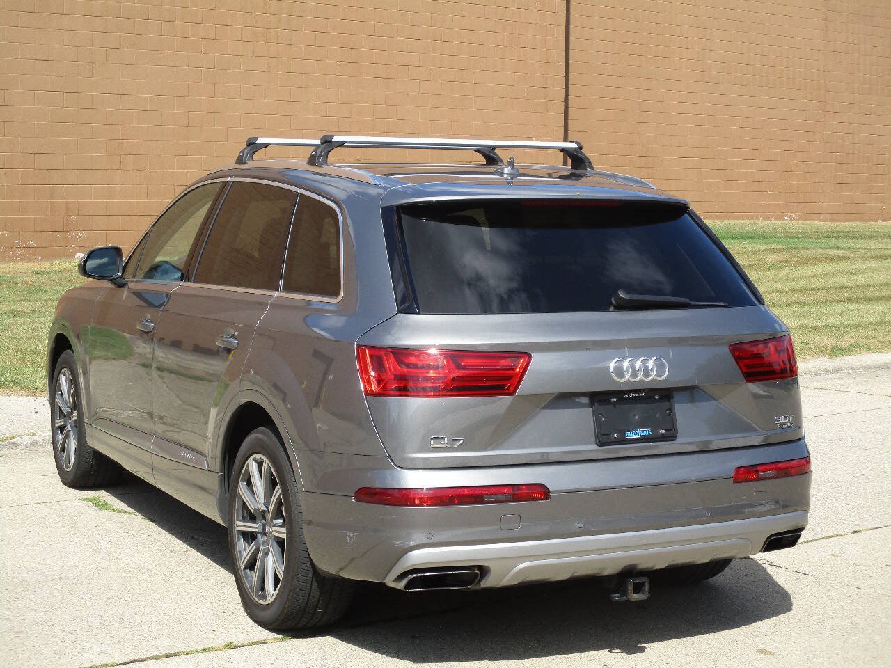 Used 2017 Audi Q7 3.0T Prestige AWD/4WD image 35