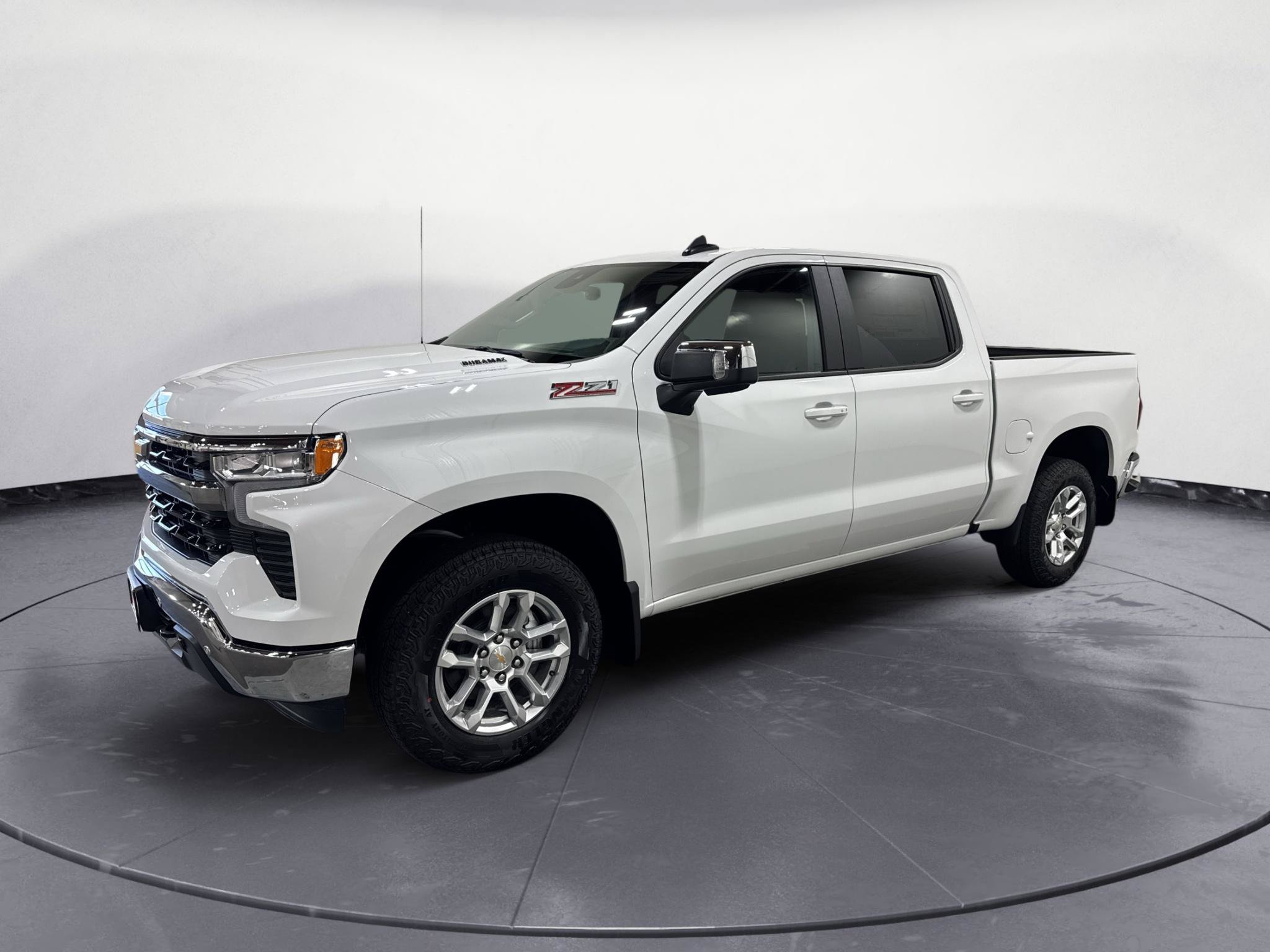 New 2026 Chevrolet Silverado 1500 LT w/ Z71 Off-Road Package AWD/4WD image 3