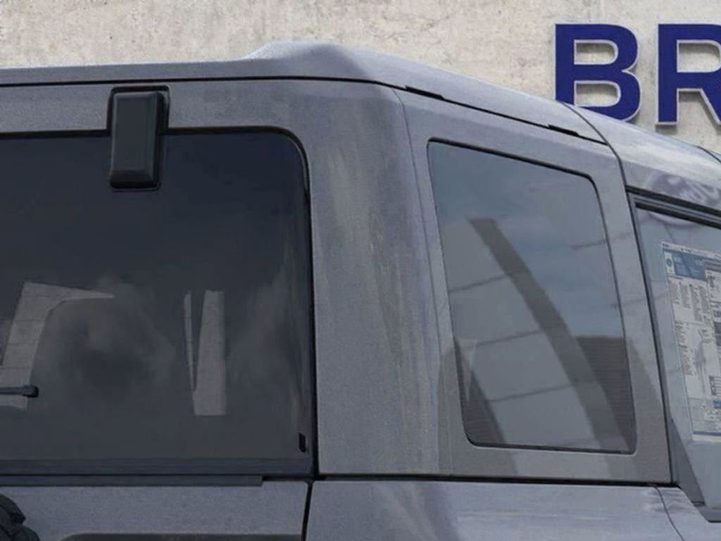 New 2025 Ford Bronco Badlands image 70