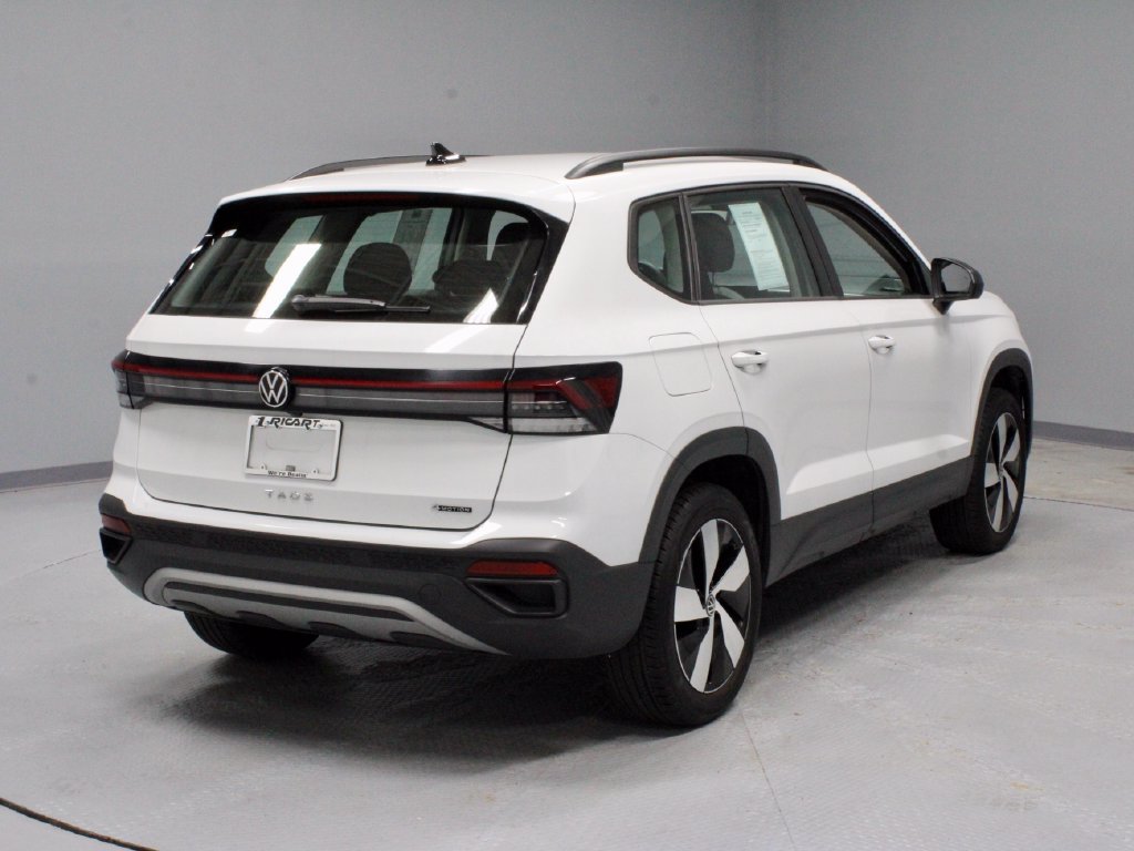 Used 2025 Volkswagen Taos S AWD/4WD image 11