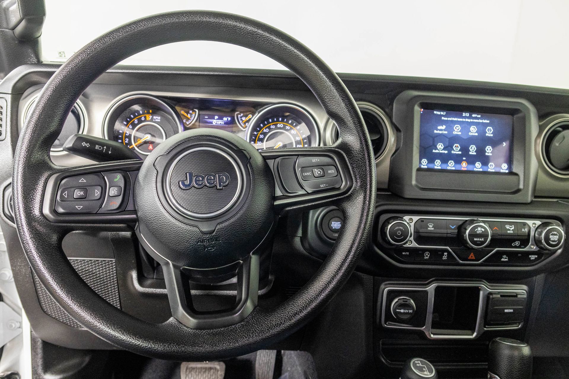 Used 2023 Jeep Gladiator Sport w/ Trailer Tow Package image 28