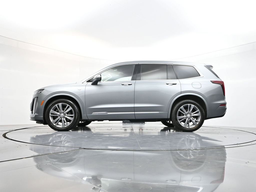 Used 2023 Cadillac XT6 Premium Luxury image 41