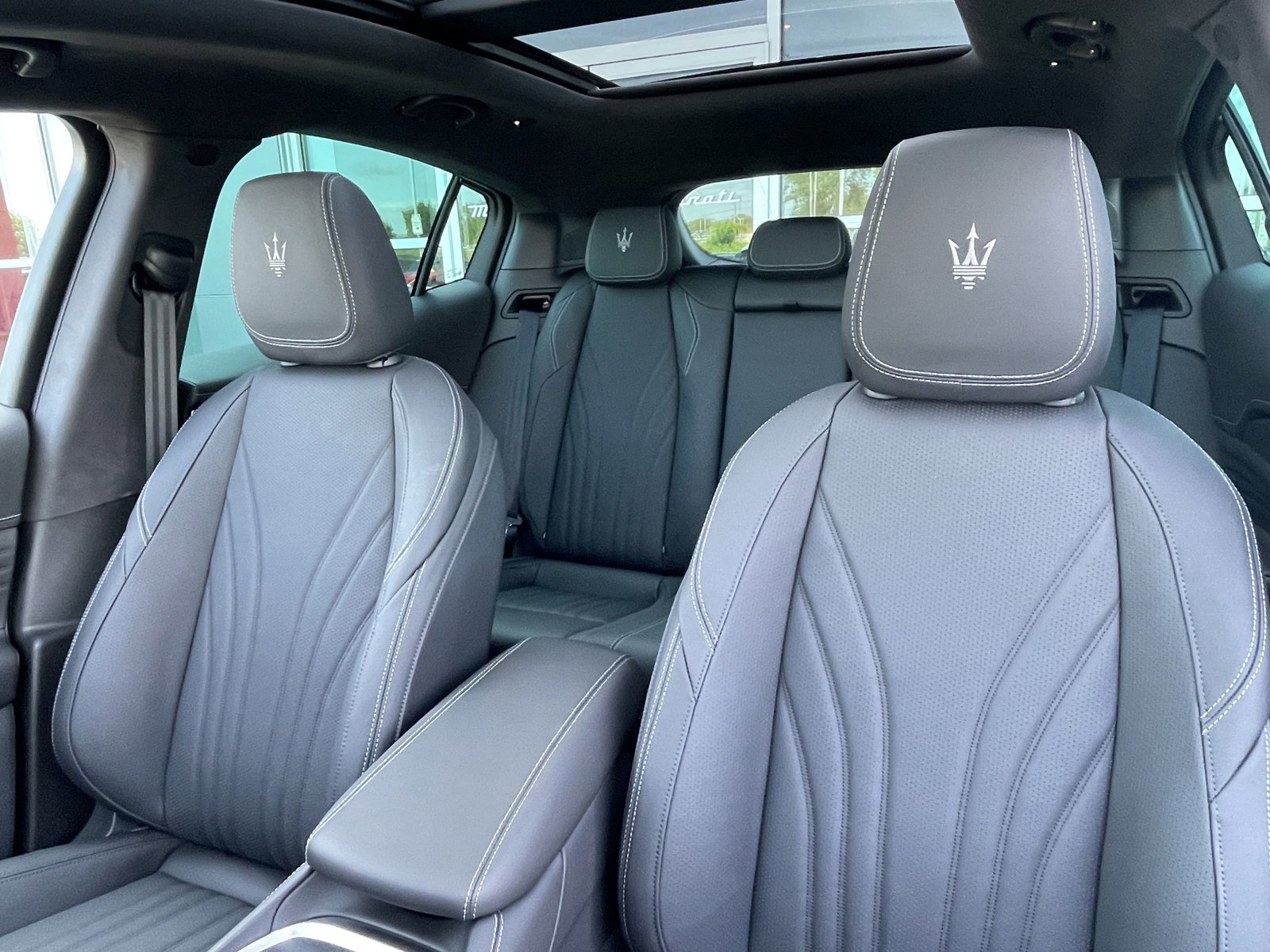 New 2024 Maserati Grecale GT image 18