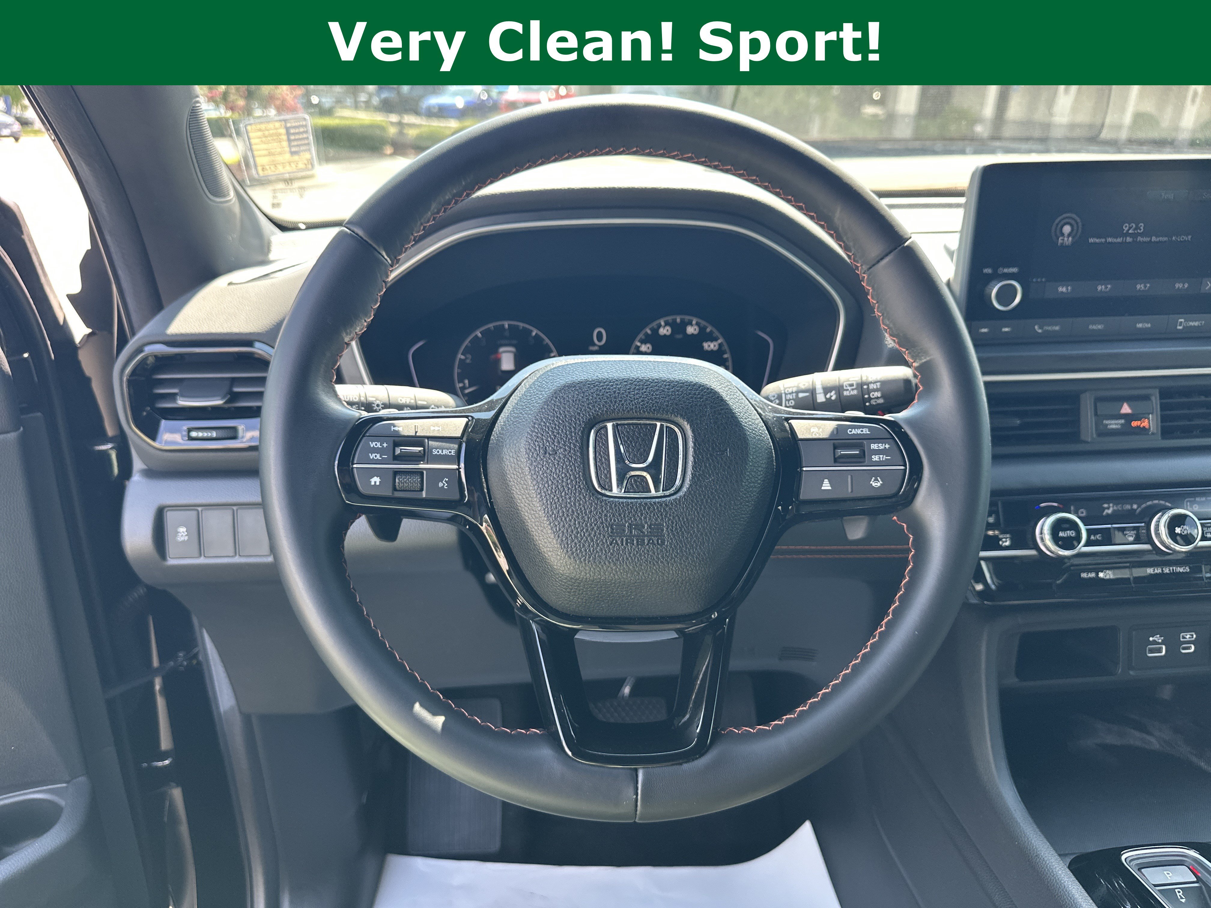 Used 2025 Honda Pilot Sport image 27