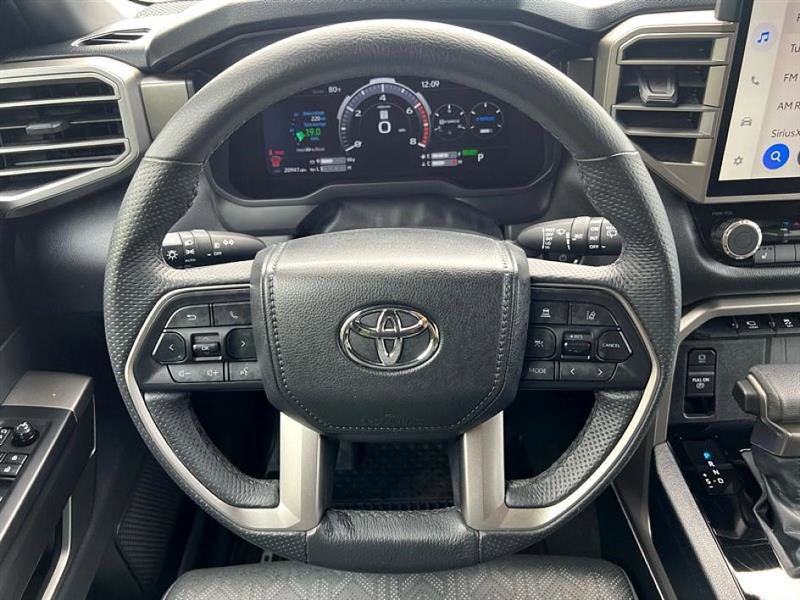 Used 2025 Toyota Sequoia SR5 image 21