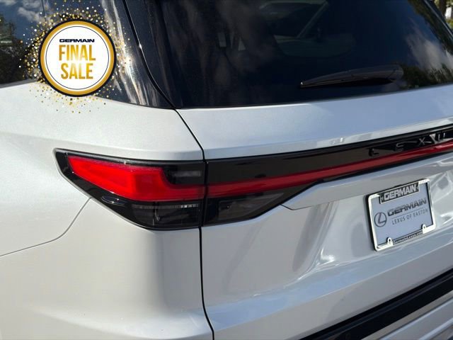 New 2026 Lexus TX 500h AWD image 12