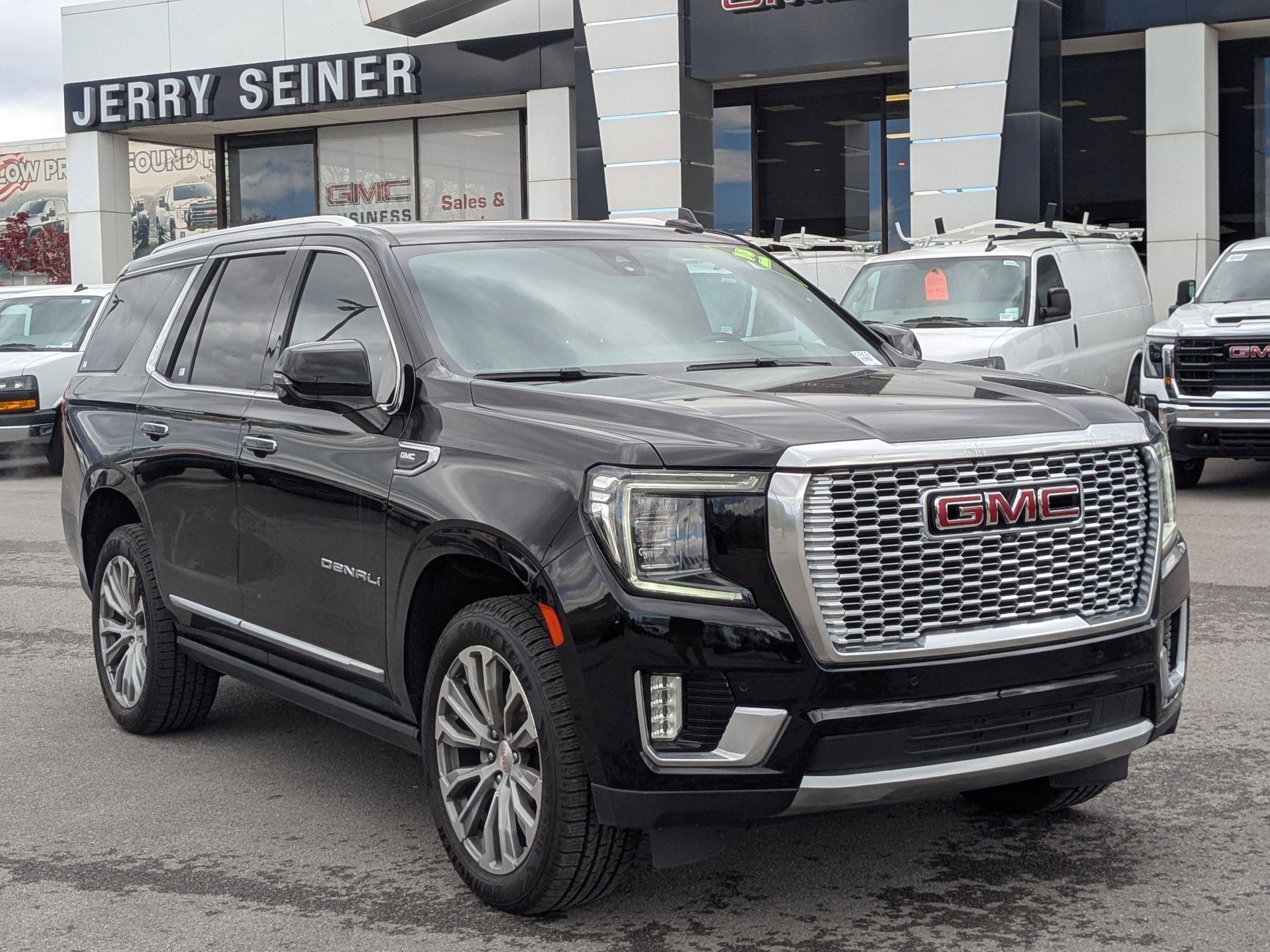 Certified 2021 GMC Yukon Denali w/ Denali Premium Package image 8