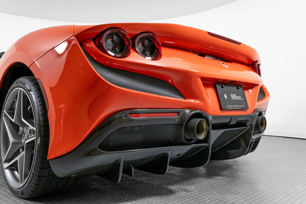 Certified 2021 Ferrari F8 Tributo RWD image 27