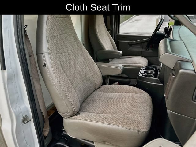 Used 2021 Chevrolet Express 3500 w/ Power Convenience Package RWD image 17