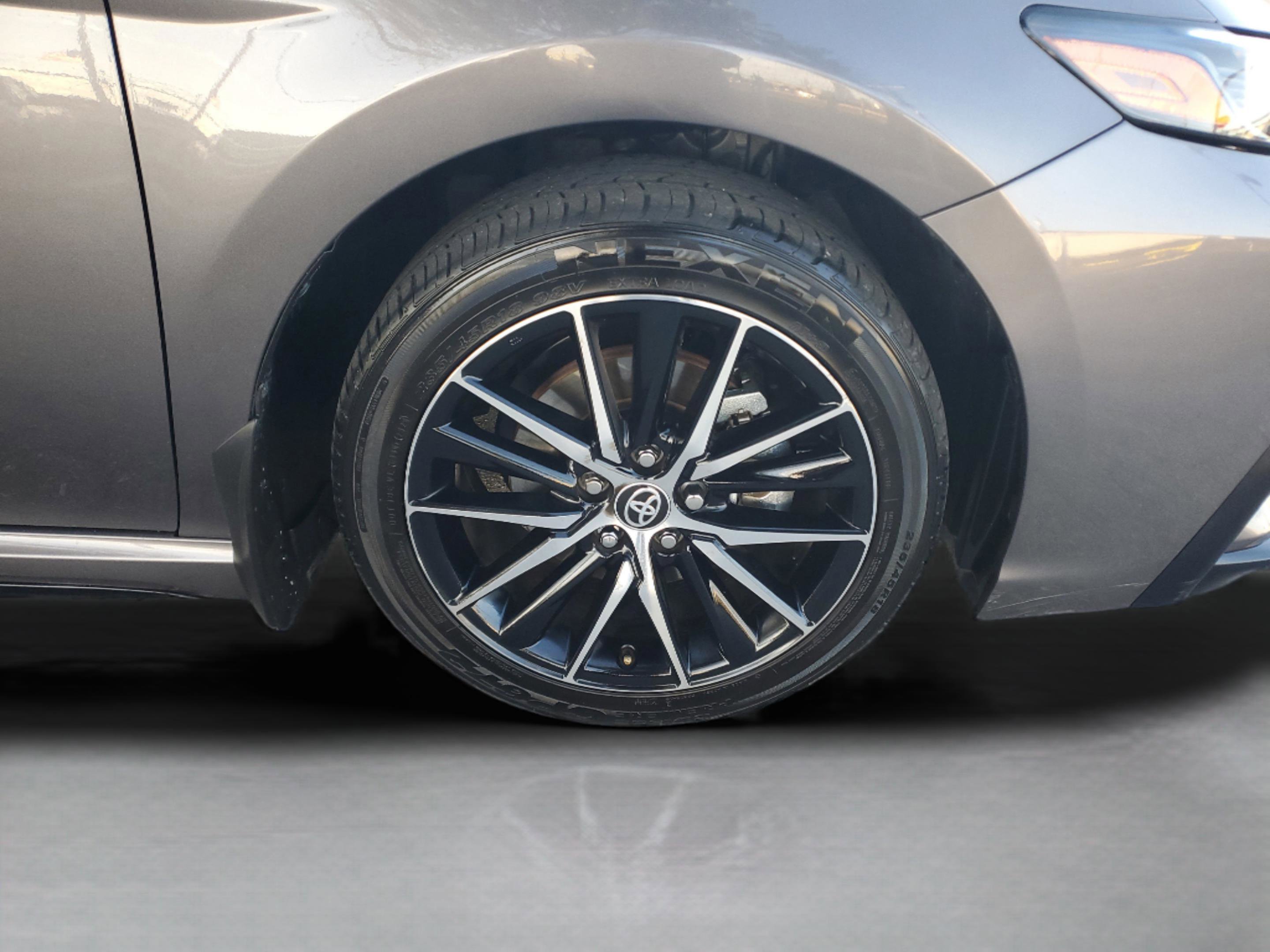 Used 2024 Toyota Camry SE image 7