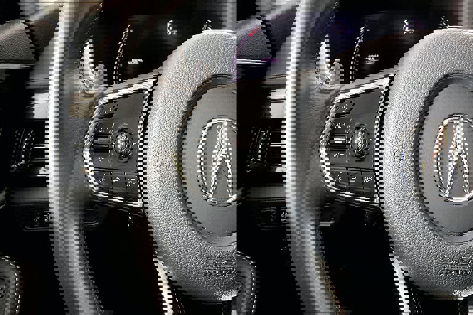 Used 2023 Acura MDX SH-AWD w/ Technology Package image 22