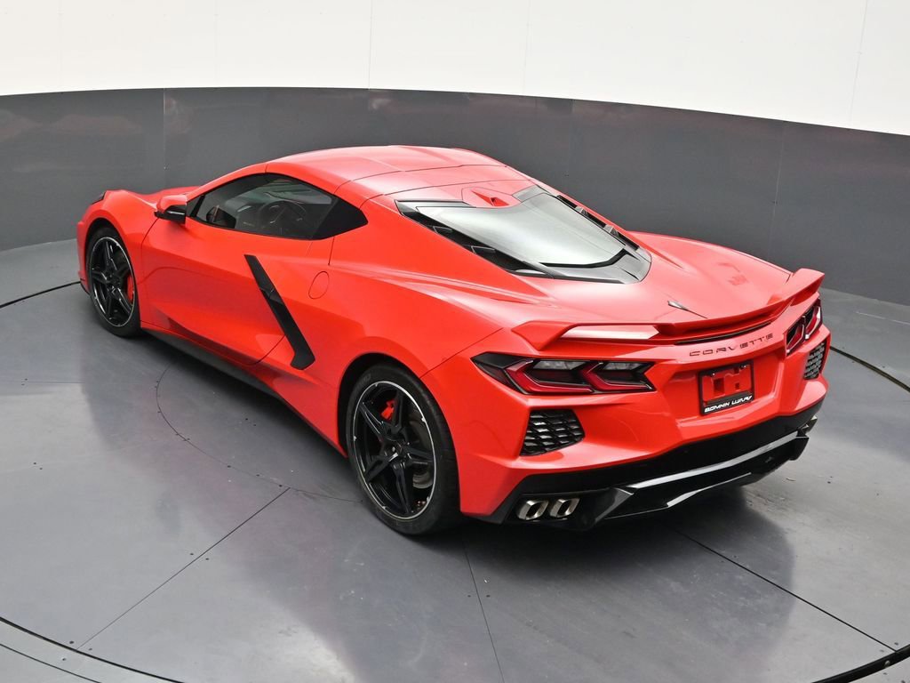 Used 2021 Chevrolet Corvette Stingray Premium Cpe w/ Z51 Performance Package RWD image 16