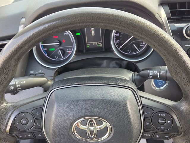 Used 2020 Toyota Camry LE w/ Sunroof Package FWD image 21