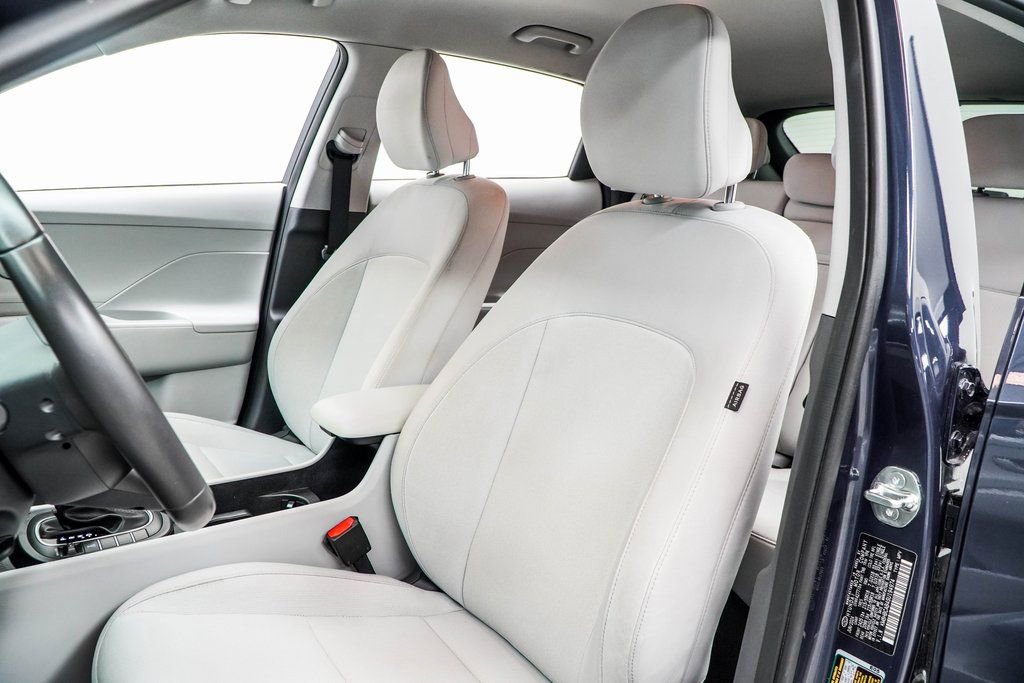 Used 2025 Hyundai Kona SEL image 35