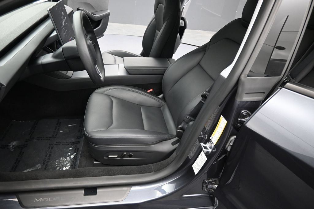 Used 2025 Tesla Model 3 Long Range RWD image 13