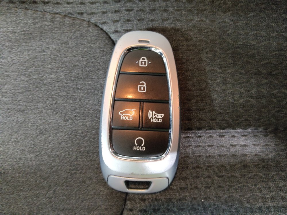 Used 2023 Hyundai Santa Fe SEL w/ Cargo Package FWD image 32
