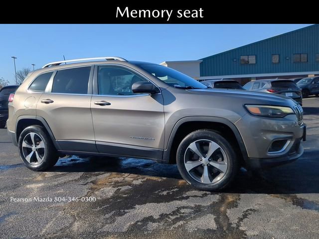 Used 2019 Jeep Cherokee Limited image 2