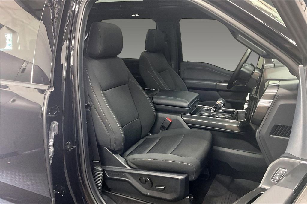 Used 2023 Ford F150 XLT w/ Equipment Group 302A High image 4