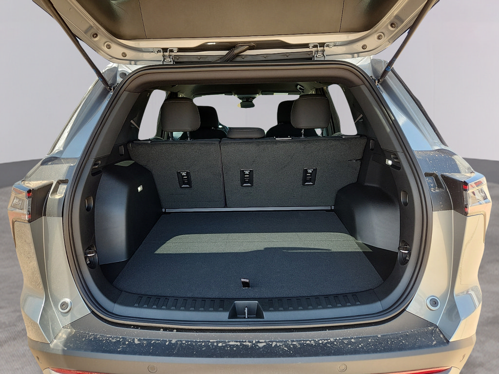 New 2027 Chevrolet Equinox LT FWD image 11