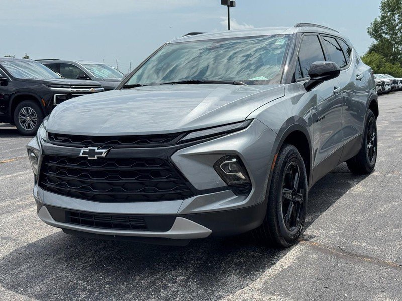 Used 2024 Chevrolet Blazer LT w/ Convenience Package FWD image 8