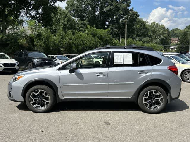 Used 2016 Subaru Crosstrek 2.0i Premium w/ Moonroof Package AWD/4WD image 2