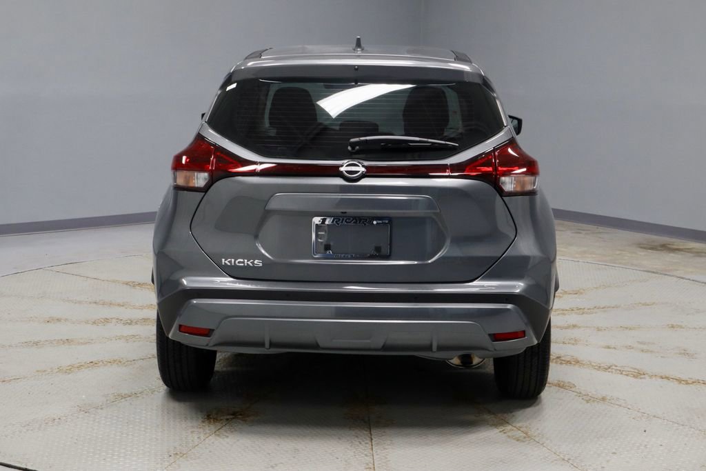 Certified 2025 Nissan Kicks Play S image 10