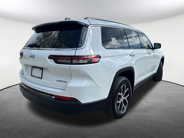 Used 2024 Jeep Grand Cherokee L Limited AWD/4WD image 17