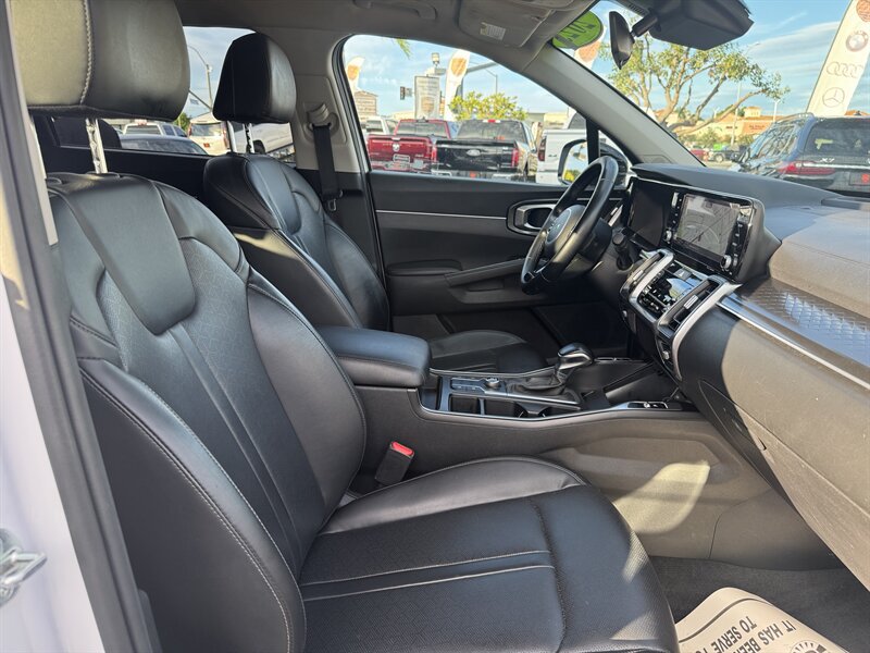 Used 2023 Kia Sorento S FWD image 43