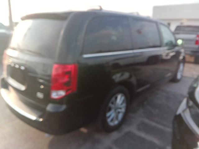 Used 2019 Dodge Grand Caravan SXT image 7