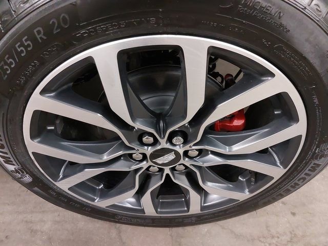 Used 2025 Cadillac XT5 Sportv w/ LPO, Floor Liner Package image 34